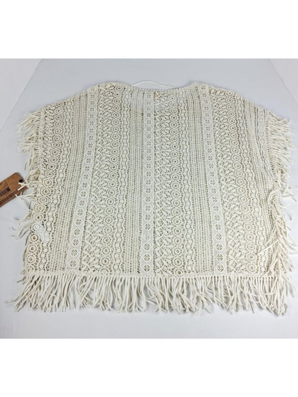 New w/ Tags Ruff Hewn Ivory Crochet Fringe Poncho Size L Lightweight Boho Style - Picture 2 of 16